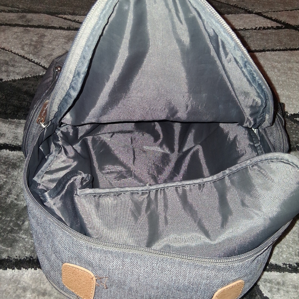 EUC Eddie Bauer Gray Bridgeport Places & Spaces Back Pack Diaper Bag! - Picture 13 of 16